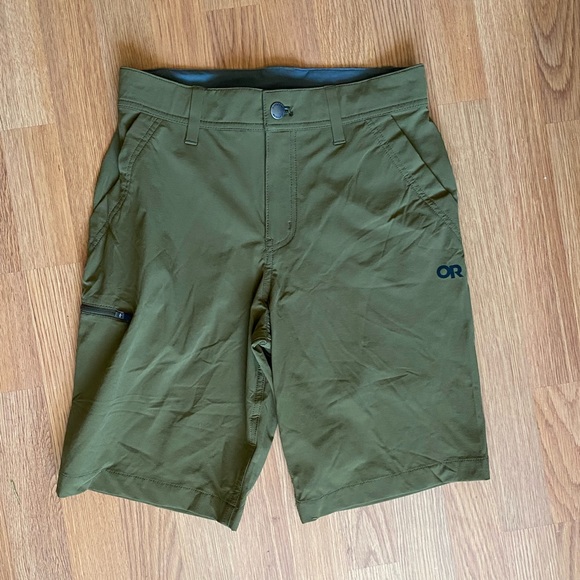 Ferossi Shorts 10” - Picture 1 of 10